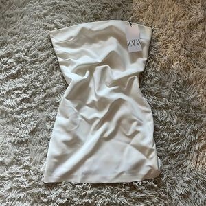 White, strapless Zara dress. Size Large